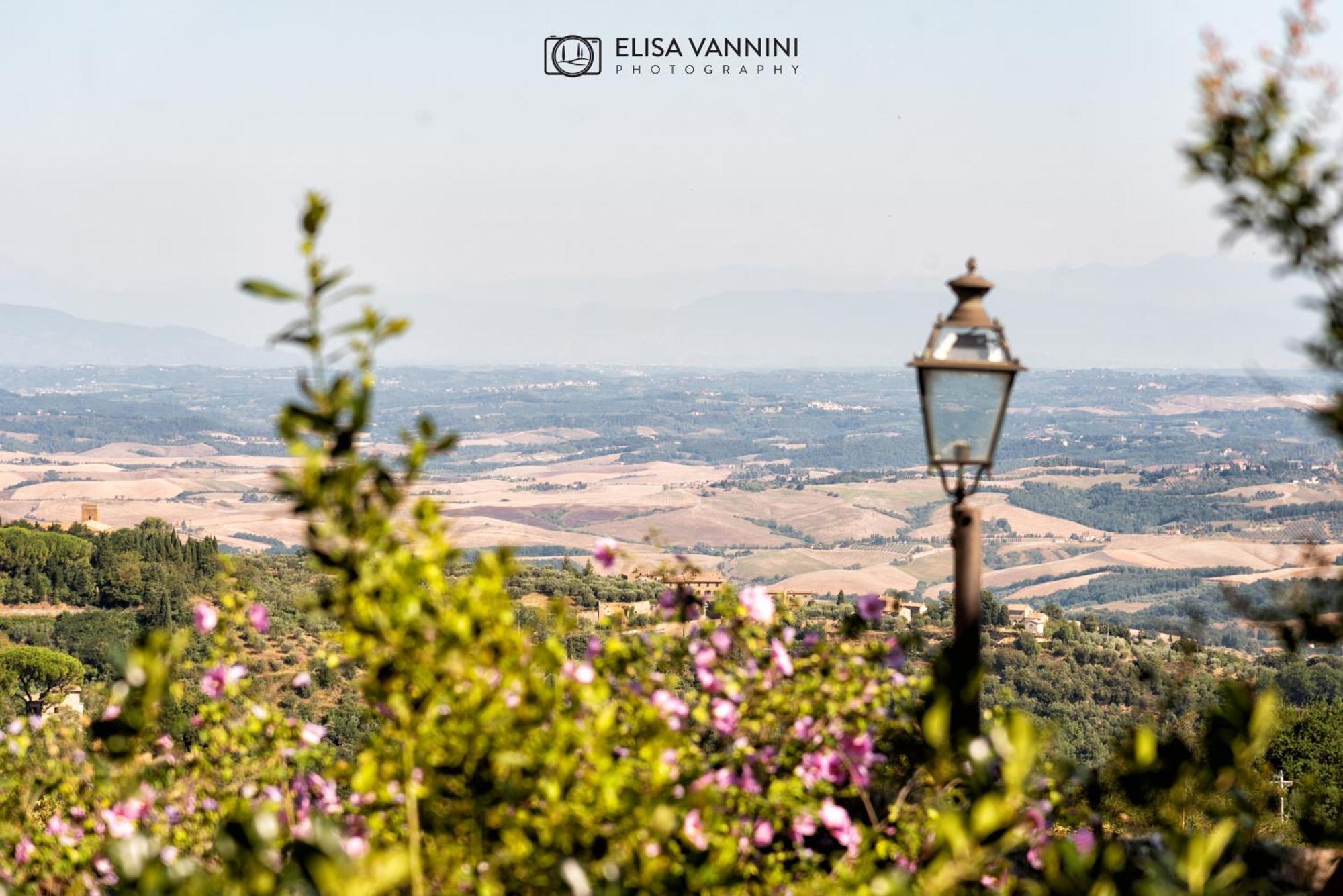 A Casa Di Rache & Bea Appartement Volterra Buitenkant foto
