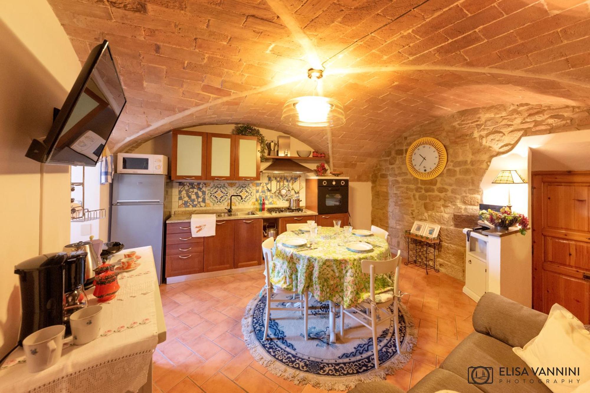 A Casa Di Rache & Bea Appartement Volterra Buitenkant foto